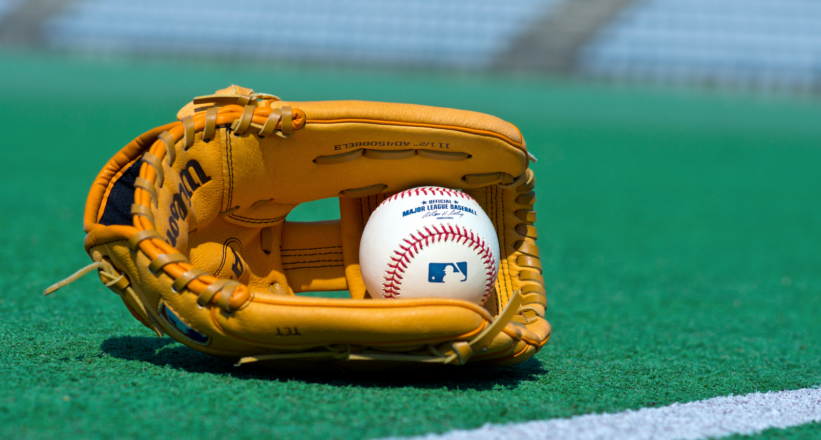 Kalshi Signs 5 MLB Deals Despite Ongoing Legal Fight