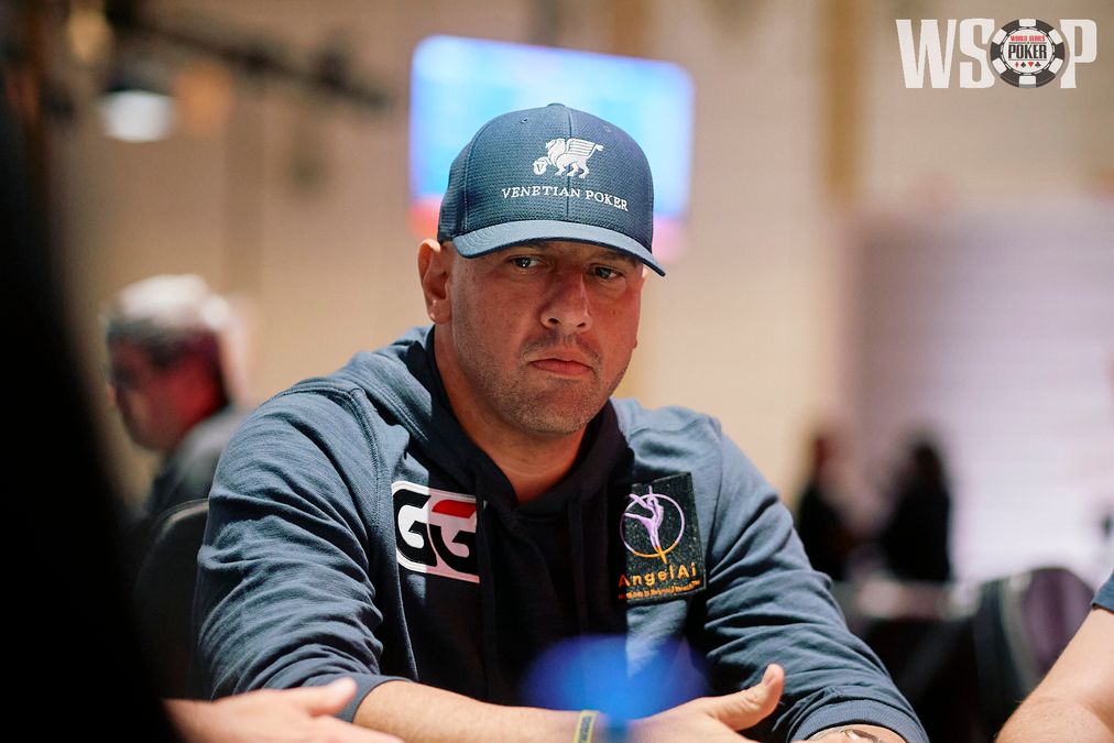 Mizrachi Leads WSOP $10K Stud Final Table in 2026