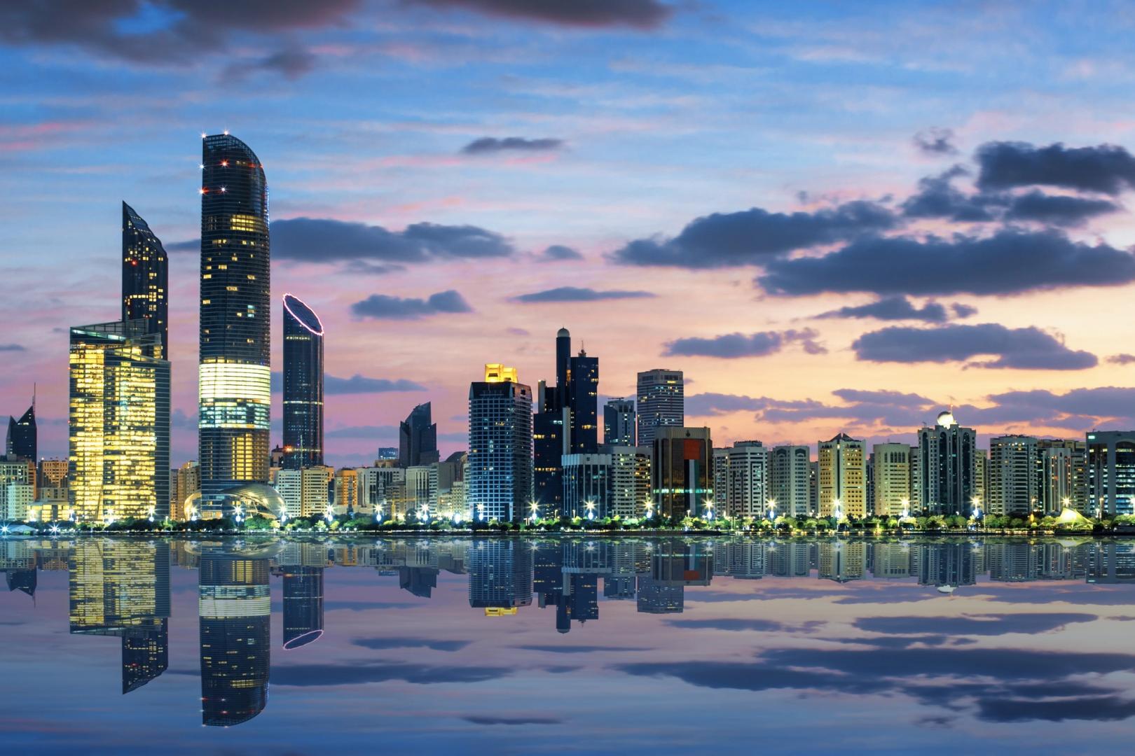 Mubadala Capital Tokenizes Fund on Base, Solana and Sui