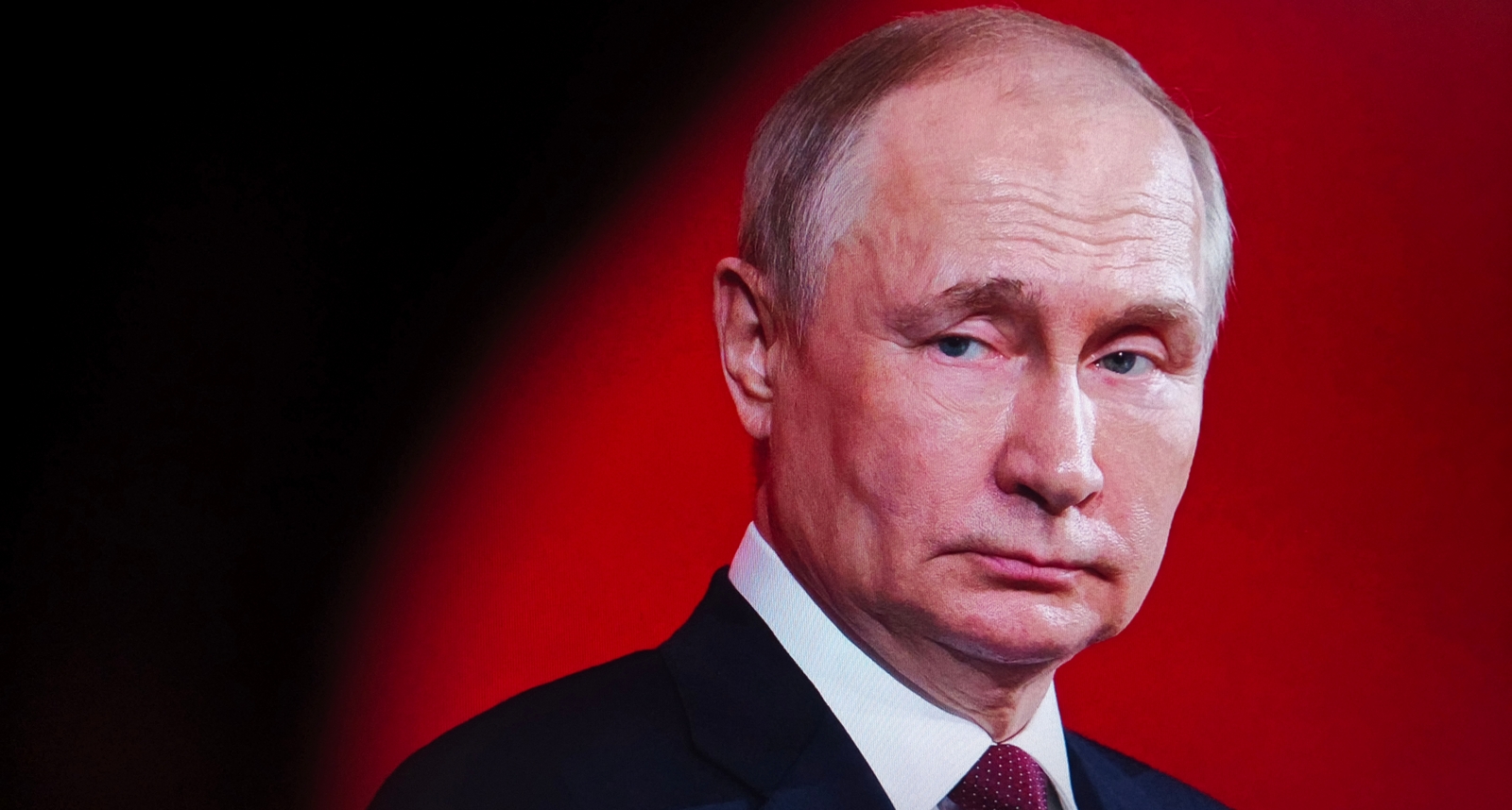 Polymarket User Stakes $408K on Putin Losing Power