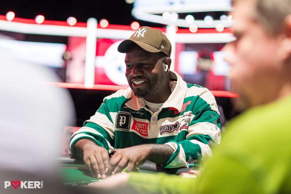 Dealer Error Eliminates Landais in Bizarre WSOP Hand